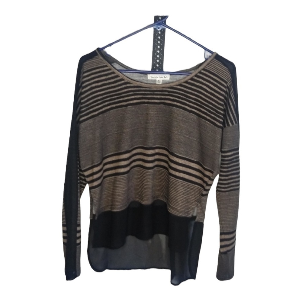 Double zero sheer shirt size medium